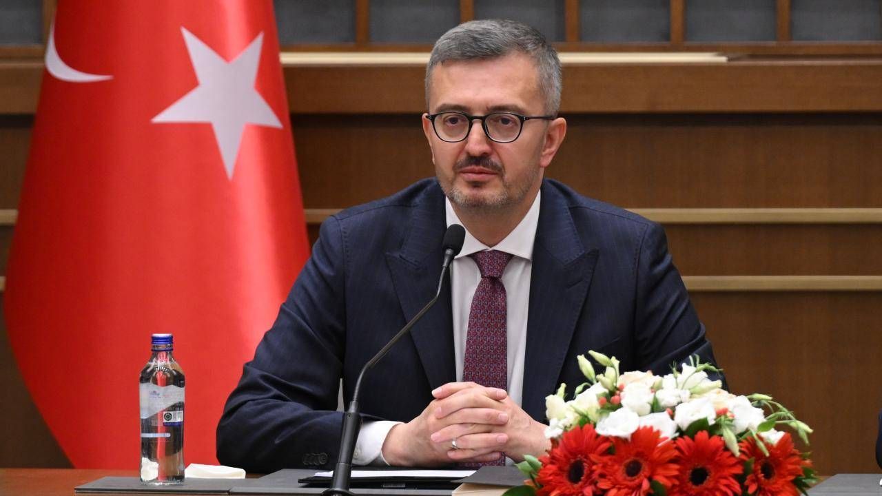 Cumhurbaşkanlığı İletişim Başkanı Türk Dil Bayramı'nı kutladı