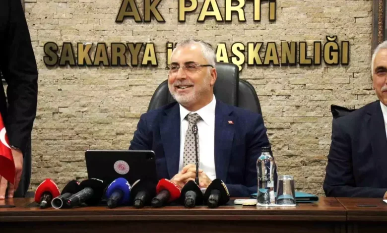 Türkiye Ekonomisi 20 Çeyrektir Büyüyor Türkiye Ekonomisi 20 Çeyrektir Büyüyor