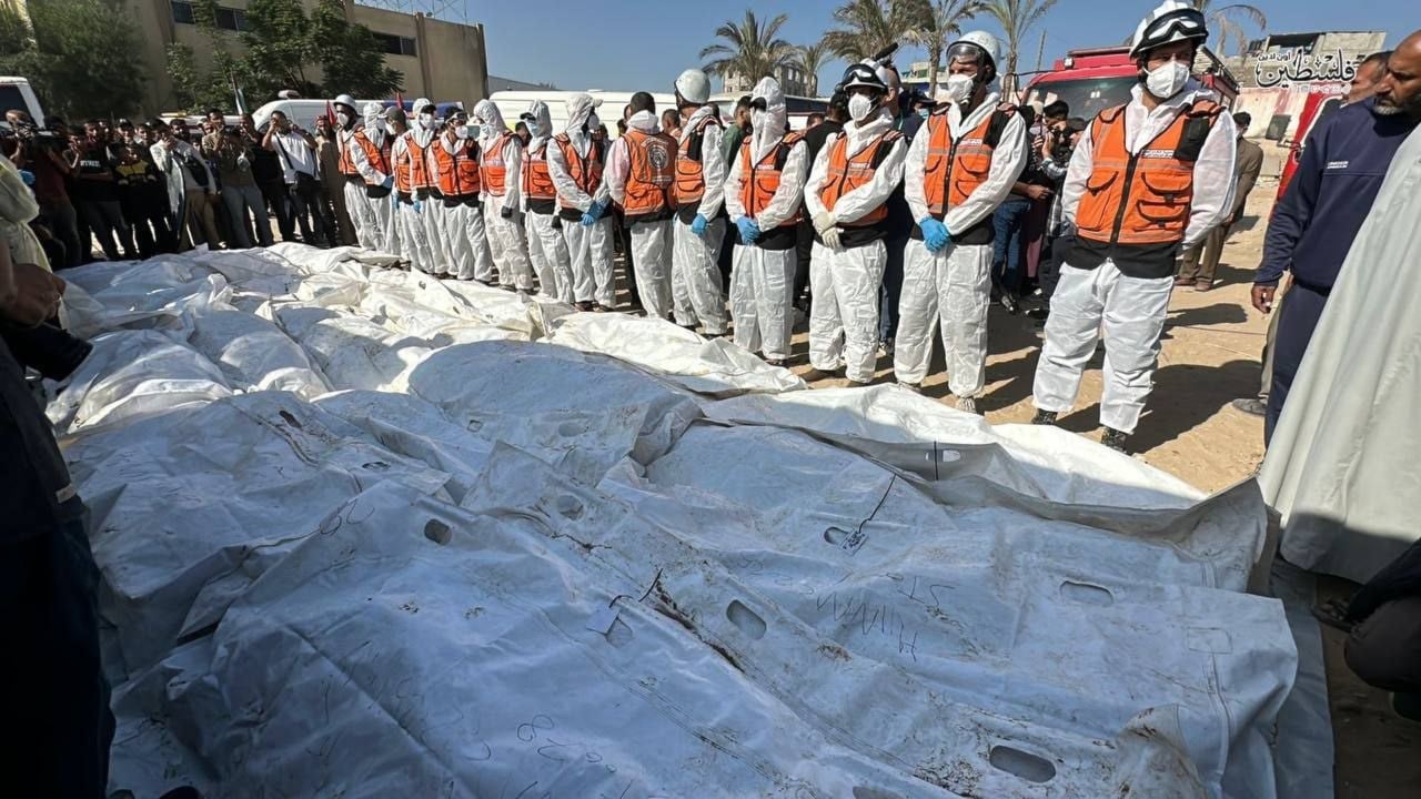 Gazze’de Şehit Cenazeleri İşkence İzlerini Ortaya Koyuyor Gazze’de Şehit Cenazeleri İşkence İzlerini Ortaya Koyuyor