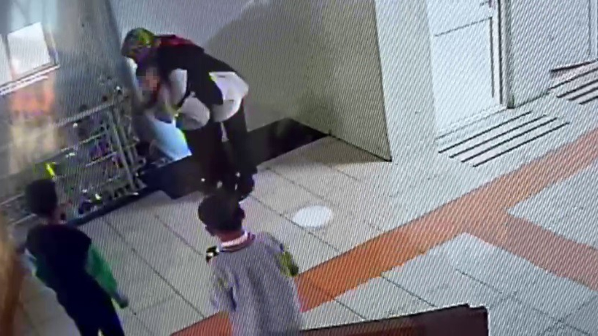 Erzurum’da Öğretmenin Heimlich Manevrası ile Öğrenci Erzurum’da Öğretmenin Heimlich Manevrası ile Öğrenci