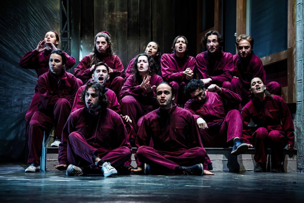 Antalya Şehir Tiyatroları 2025-2026 Sezonuna Başlıyor Antalya Şehir Tiyatroları 2025-2026 Sezonuna Başlıyor