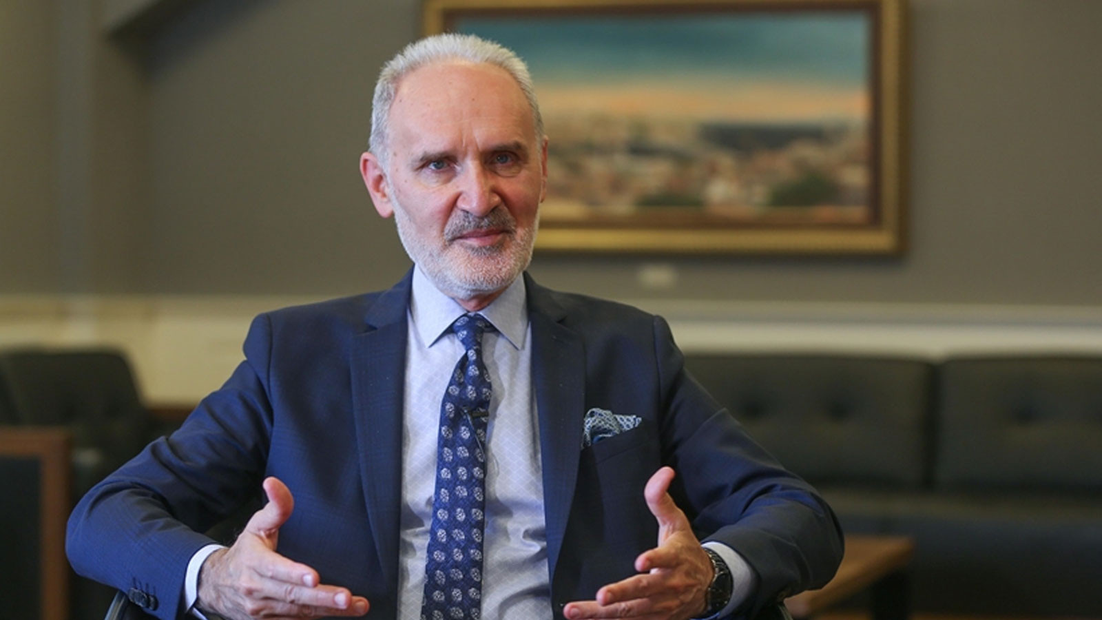 İTO Başkanı Avdagiç’ten gümrüksüz alışveriş önerisi İTO Başkanı Avdagiç’ten gümrüksüz alışveriş önerisi