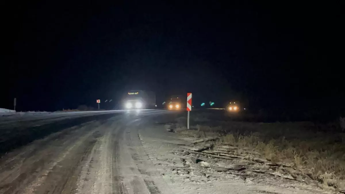 Ardahan’da Kar Yağışı ve Buzlanma Ulaşımı Olumsuz Etkiledi Ardahan’da Kar Yağışı ve Buzlanma Ulaşımı Olumsuz Etkiledi