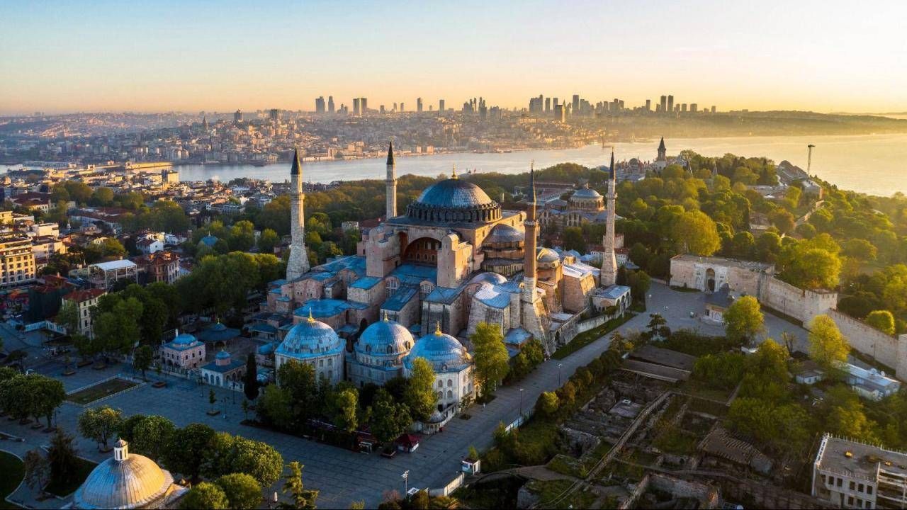 İstanbul’da Sabah Ezanı Saat Kaçta Okunuyor? İstanbul’da Sabah Ezanı Saat Kaçta Okunuyor?